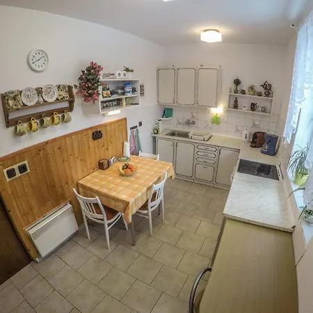 Vakantiehuis Chalupa Klasterec